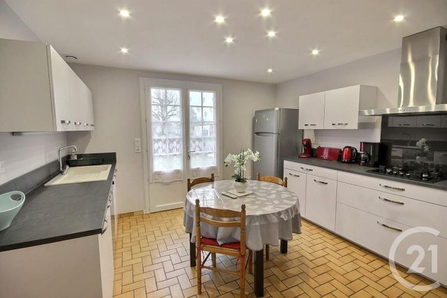 Afficher la photo en grand maison à vendre - 5 pièces - 152.88 m2 - OUCQUES LA NOUVELLE - 41 - CENTRE - Century 21 Girault Immobilier