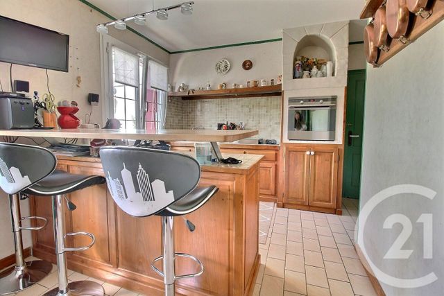 Afficher la photo en grand maison à vendre - 7 pièces - 185.5 m2 - BEAUCE LA ROMAINE - 41 - CENTRE - Century 21 Girault Immobilier