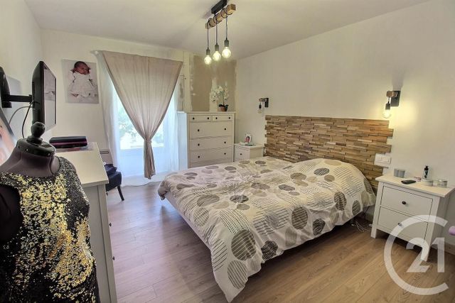 Afficher la photo en grand maison à vendre - 6 pièces - 161.71 m2 - OUCQUES LA NOUVELLE - 41 - CENTRE - Century 21 Girault Immobilier