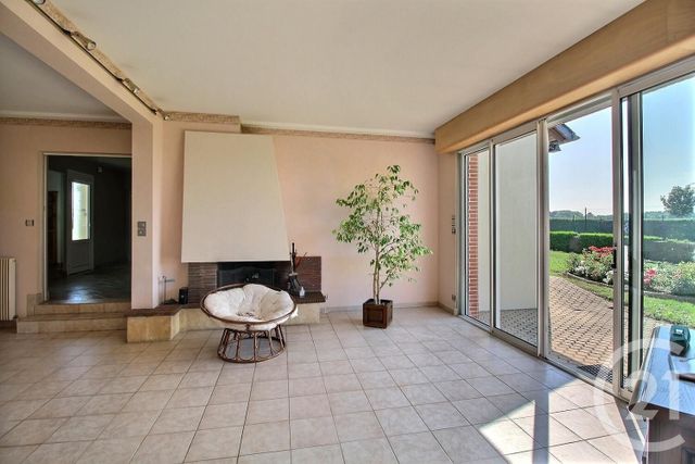 Afficher la photo en grand maison à vendre - 7 pièces - 246.04 m2 - BEAUCE LA ROMAINE - 41 - CENTRE - Century 21 Girault Immobilier