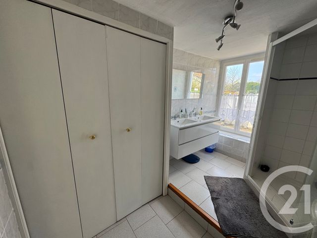 Afficher la photo en grand maison à vendre - 6 pièces - 184.0 m2 - BEAUCE LA ROMAINE - 41 - CENTRE - Century 21 Girault Immobilier