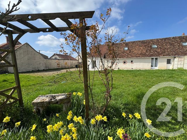 maison à louer - 6 pièces - 181.0 m2 - BEAUCE LA ROMAINE - 41 - CENTRE - Century 21 Girault Immobilier