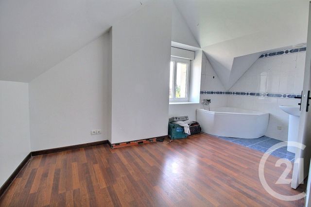 maison à vendre - 7 pièces - 146.99 m2 - BEAUCE LA ROMAINE - 41 - CENTRE - Century 21 Girault Immobilier