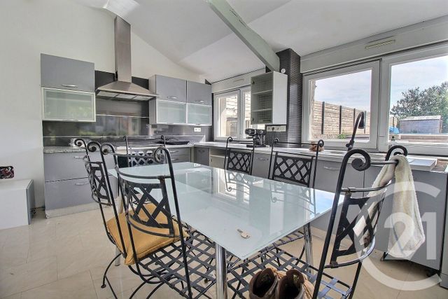 maison à vendre - 7 pièces - 146.99 m2 - BEAUCE LA ROMAINE - 41 - CENTRE - Century 21 Girault Immobilier