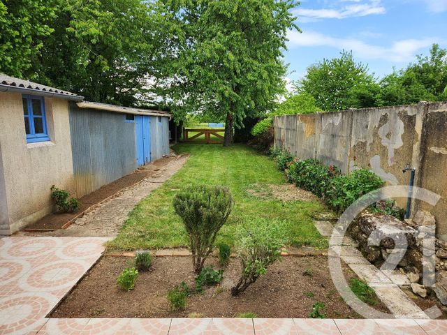 maison à vendre - 4 pièces - 83.37 m2 - BEAUCE LA ROMAINE - 41 - CENTRE - Century 21 Girault Immobilier