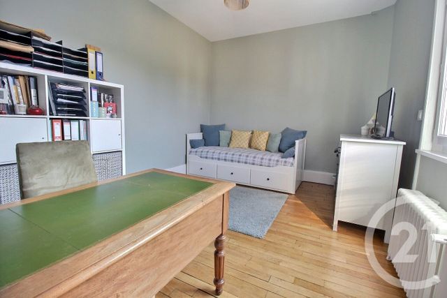 maison à vendre - 8 pièces - 171.24 m2 - OUCQUES LA NOUVELLE - 41 - CENTRE - Century 21 Girault Immobilier