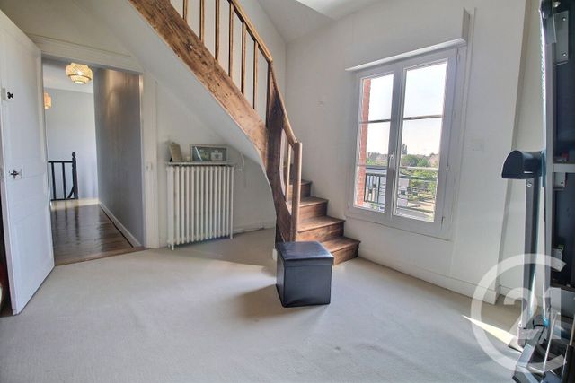 maison à vendre - 8 pièces - 171.24 m2 - OUCQUES LA NOUVELLE - 41 - CENTRE - Century 21 Girault Immobilier