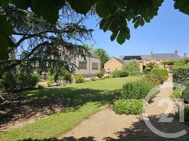 maison à vendre - 8 pièces - 171.24 m2 - OUCQUES LA NOUVELLE - 41 - CENTRE - Century 21 Girault Immobilier