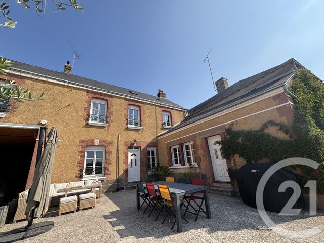 maison à vendre - 8 pièces - 171.24 m2 - OUCQUES LA NOUVELLE - 41 - CENTRE - Century 21 Girault Immobilier