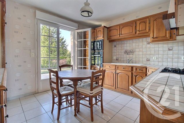 maison à vendre - 7 pièces - 146.0 m2 - LAILLY EN VAL - 45 - CENTRE - Century 21 Girault Immobilier